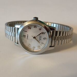 Timex Indiglo Women’s Stainless Steel Bracelet Watch MOP Dial Silver Tone WR30M